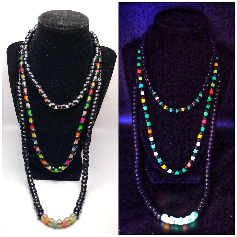 GLOW NECKLACE